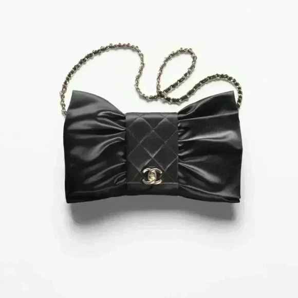 Satin Black Bow Purse w/ Clasp & Chain Strap - Picture 3 of 3